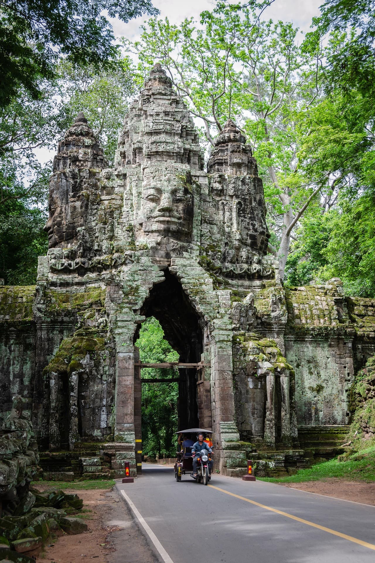 Explore Siem Reap: Cambodia’s Gateway to Ancient Wonders